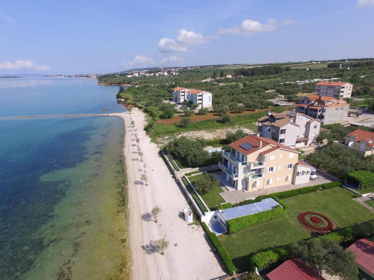 Apartments Citrine On The Beach Biograd Na Moru Exterior foto