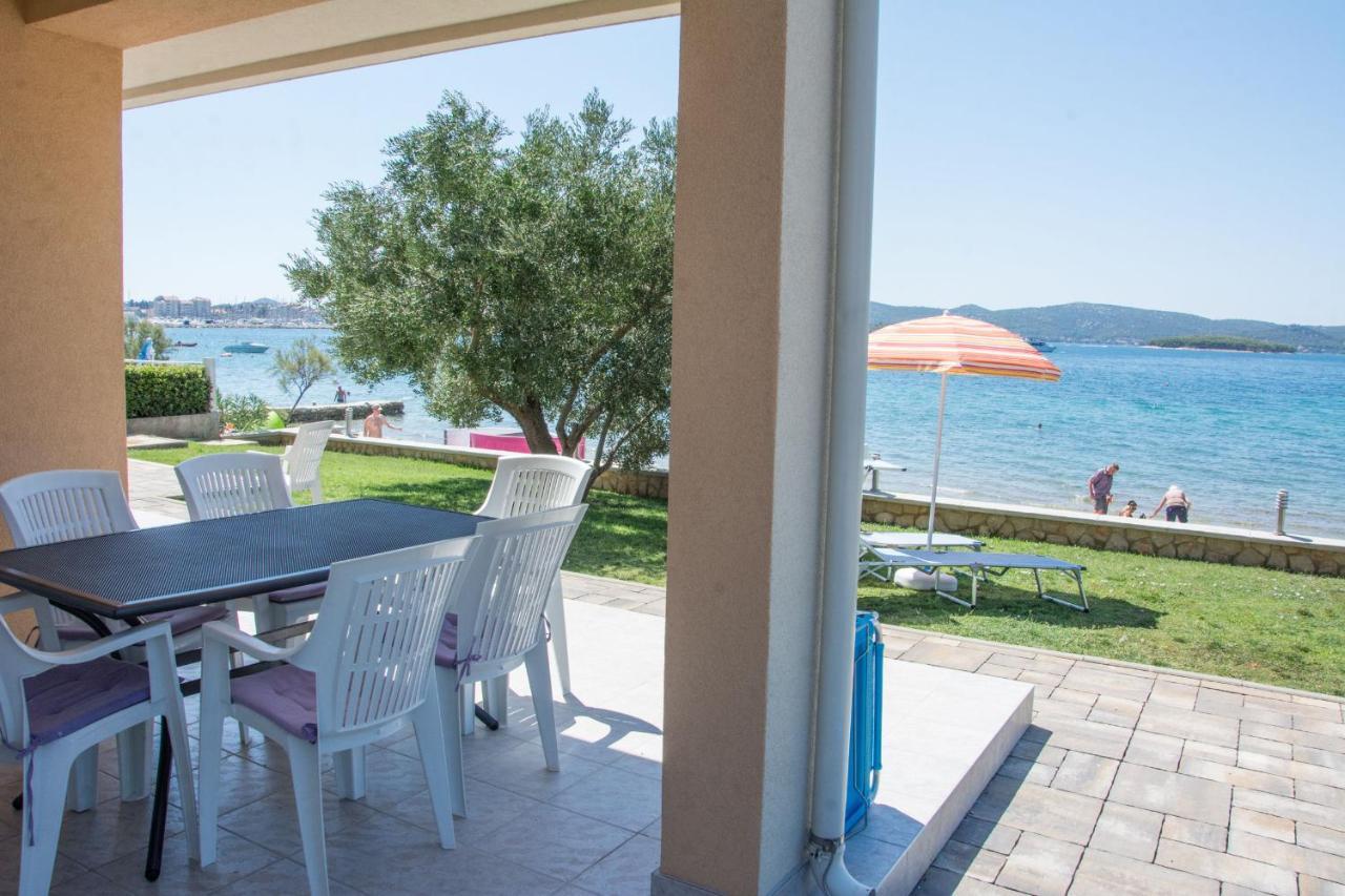 Apartments Citrine On The Beach Biograd Na Moru Exterior foto