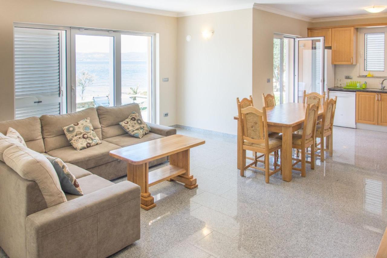 Apartments Citrine On The Beach Biograd Na Moru Exterior foto